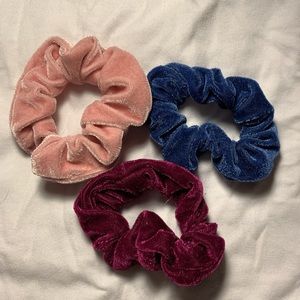 3 Velvet Scrunchies